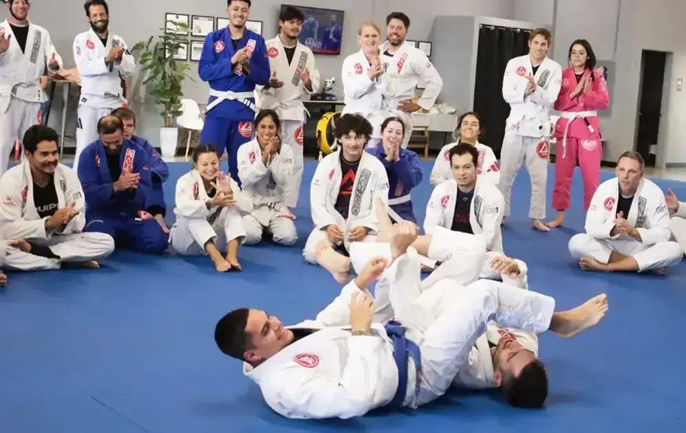Jiu-Jitsu Brasileiro para Iniciantes: Entenda o Que É e Como Funciona