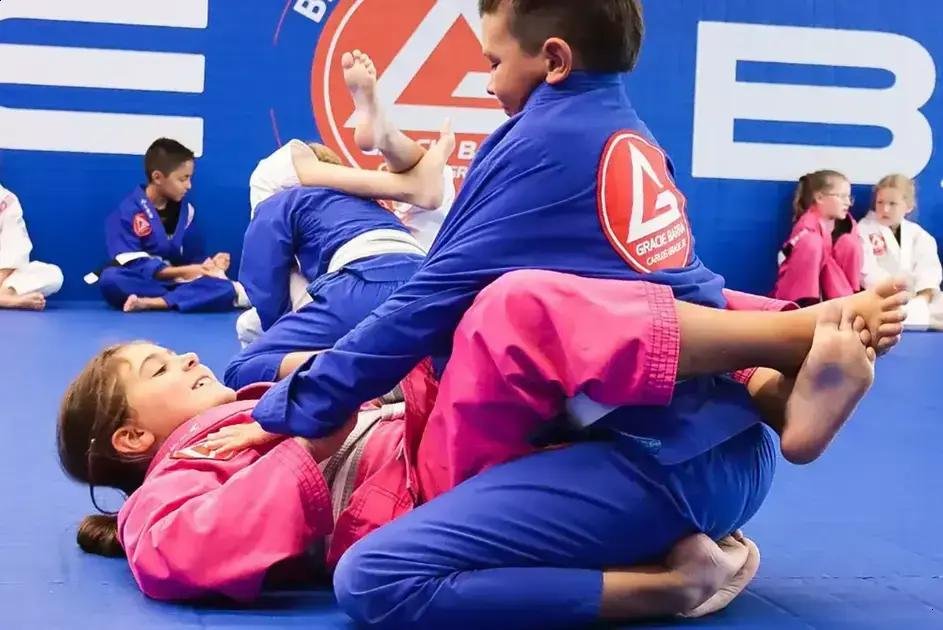 Anti-Bullying: Como o Jiu-Jitsu Ensina Postura e Controle