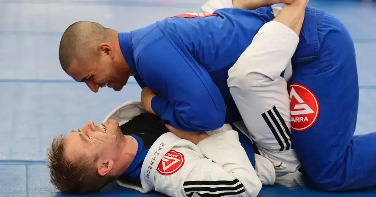 O Que é “Rolar” no Jiu-Jitsu? (E Por Que Não é Briga)