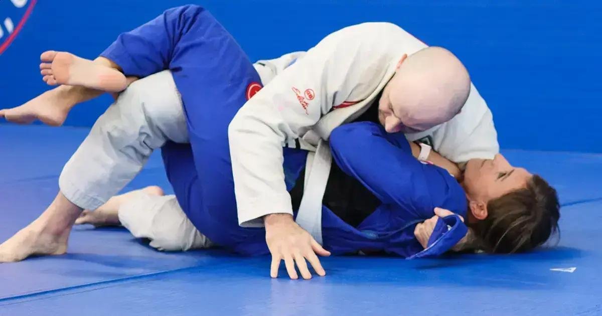 Primeira Aula de Jiu-Jitsu Feminino: O Que Esperar